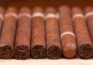 una serie de de tabacos color cafe
