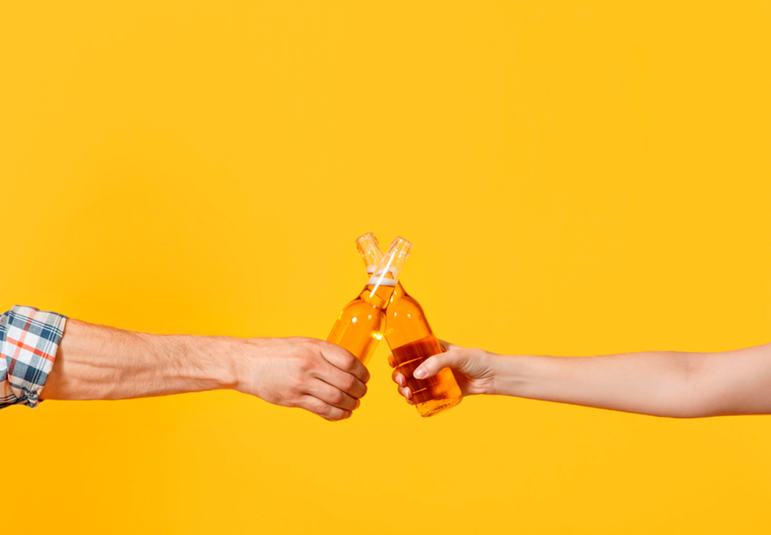 atracción entre hombres y el alcohol