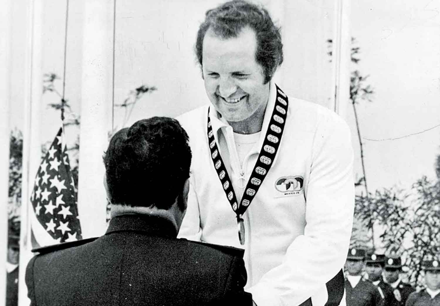 olegario-vazquez-rana-murio